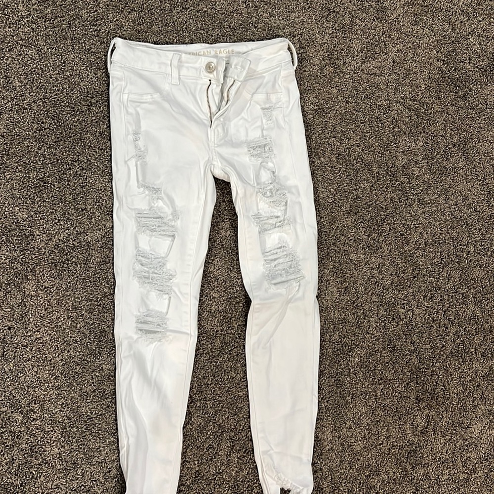white american eagle jeans